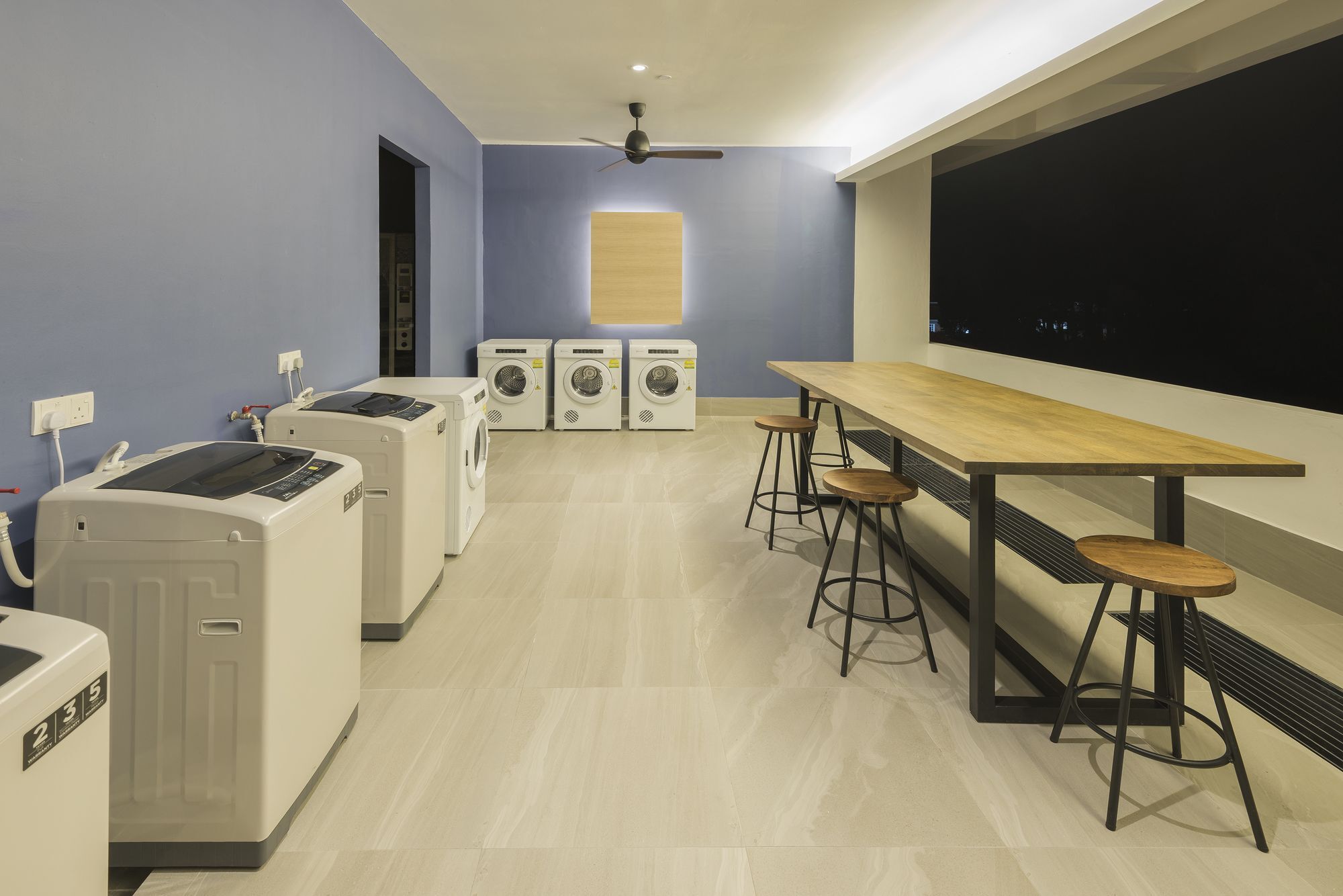 Jinhold Hotel & Serviced Apartment Мири Экстерьер фото