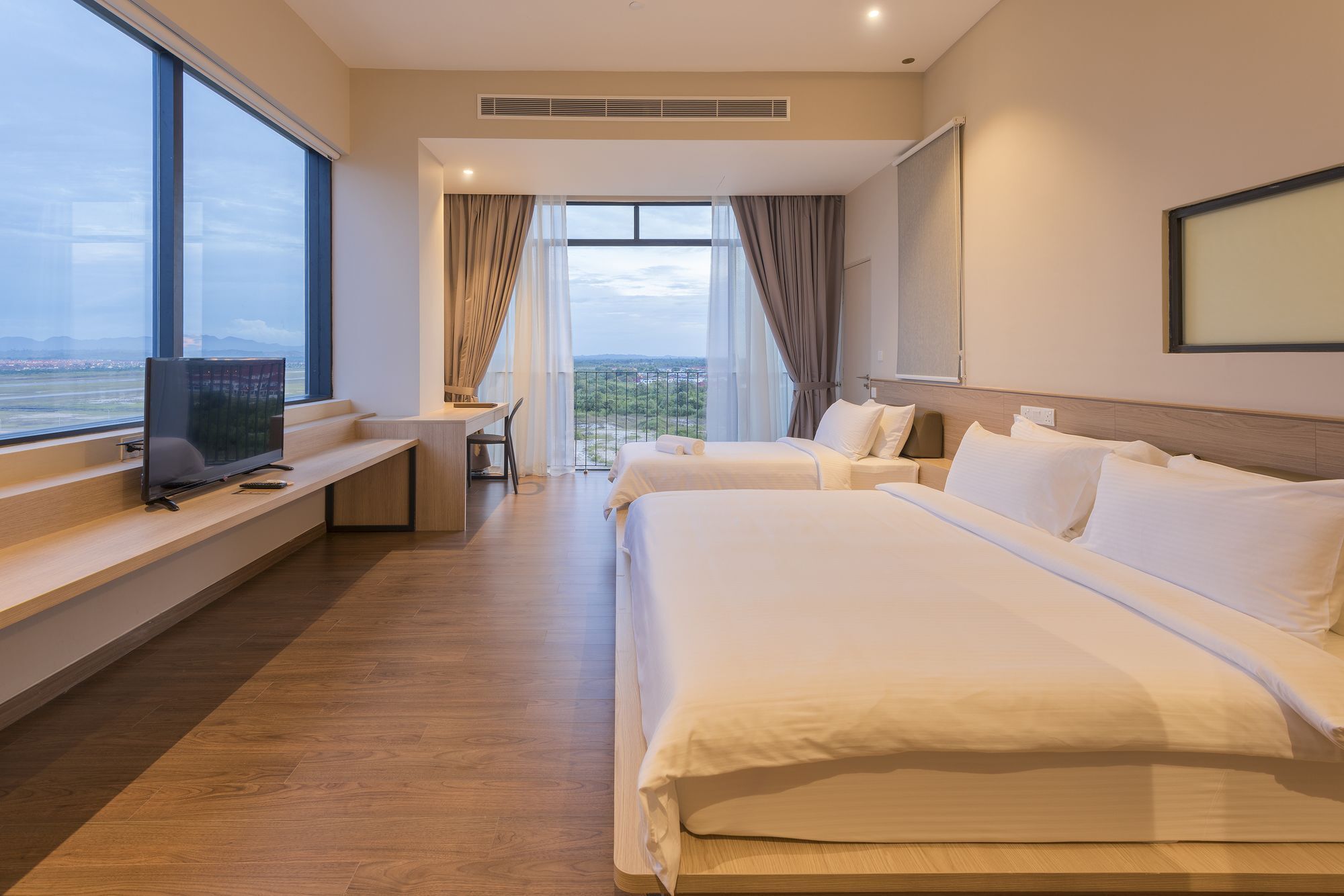 Jinhold Hotel & Serviced Apartment Мири Экстерьер фото